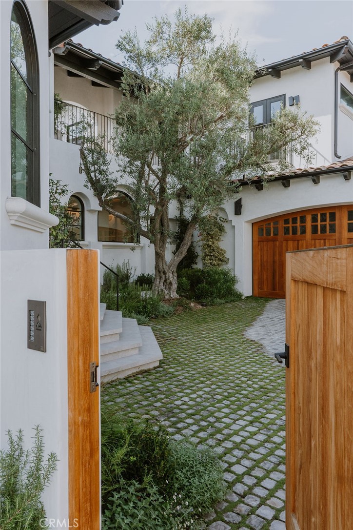 Spyglass Hill Custom (SPYC) - Residential
