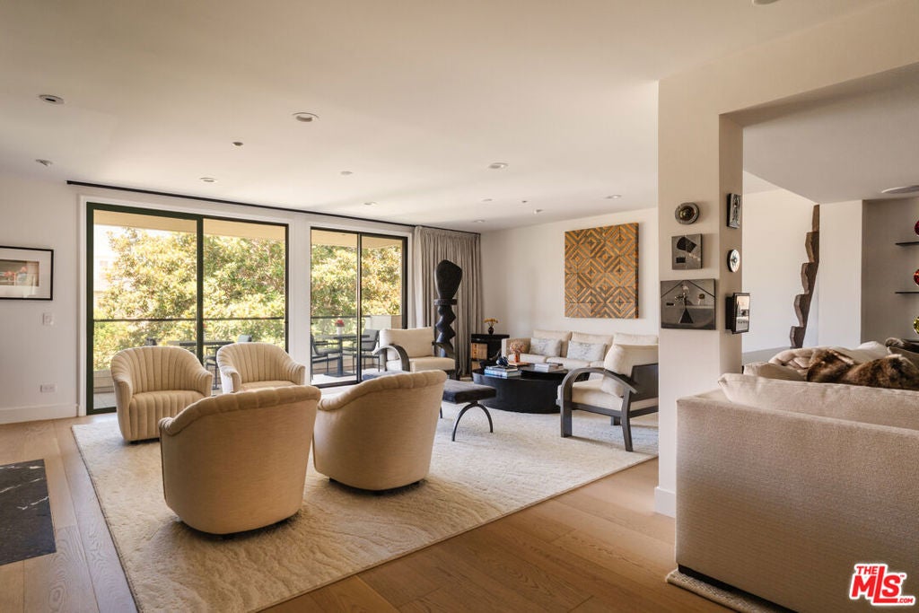 Photo of 701 Ocean Avenue #309, Santa Monica, CA 90402 (MLS # 26989031)