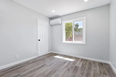 Tiny photo for 720 Gough Ave Ave, Templeton, CA 93465 (MLS # 250040309SD)