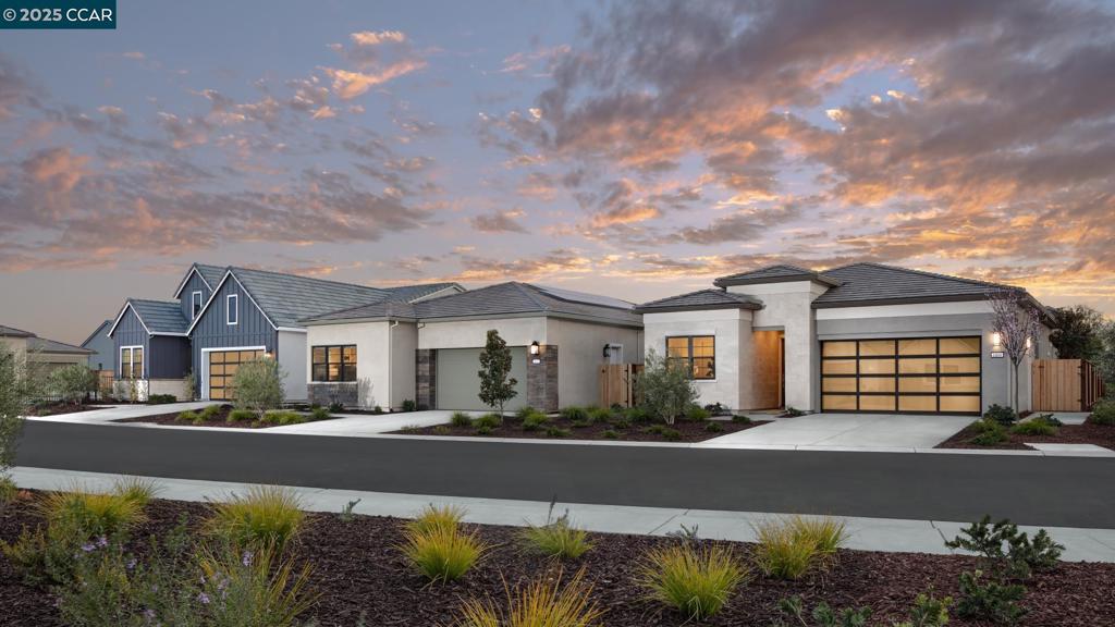 REGENCY - Residential