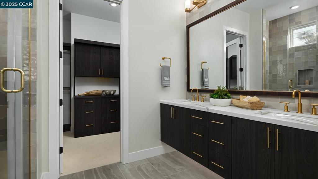 REGENCY - Residential