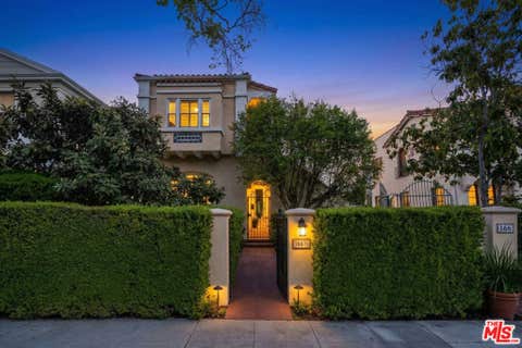 Photo of 166 N Arnaz Drive, Beverly Hills, CA 90211 (MLS # 26861329)