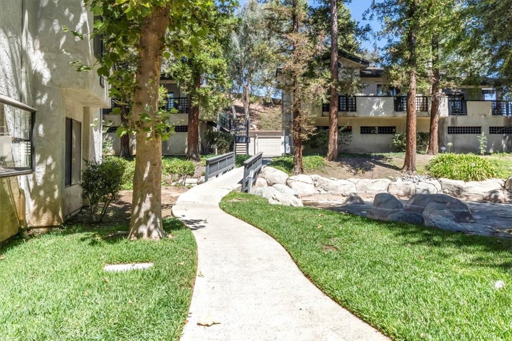 Lakeview Villas (A) (816) - Residential