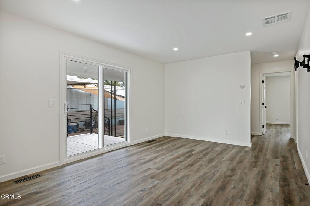 Lamplighter MHP - 0451 - Manufactured In Park