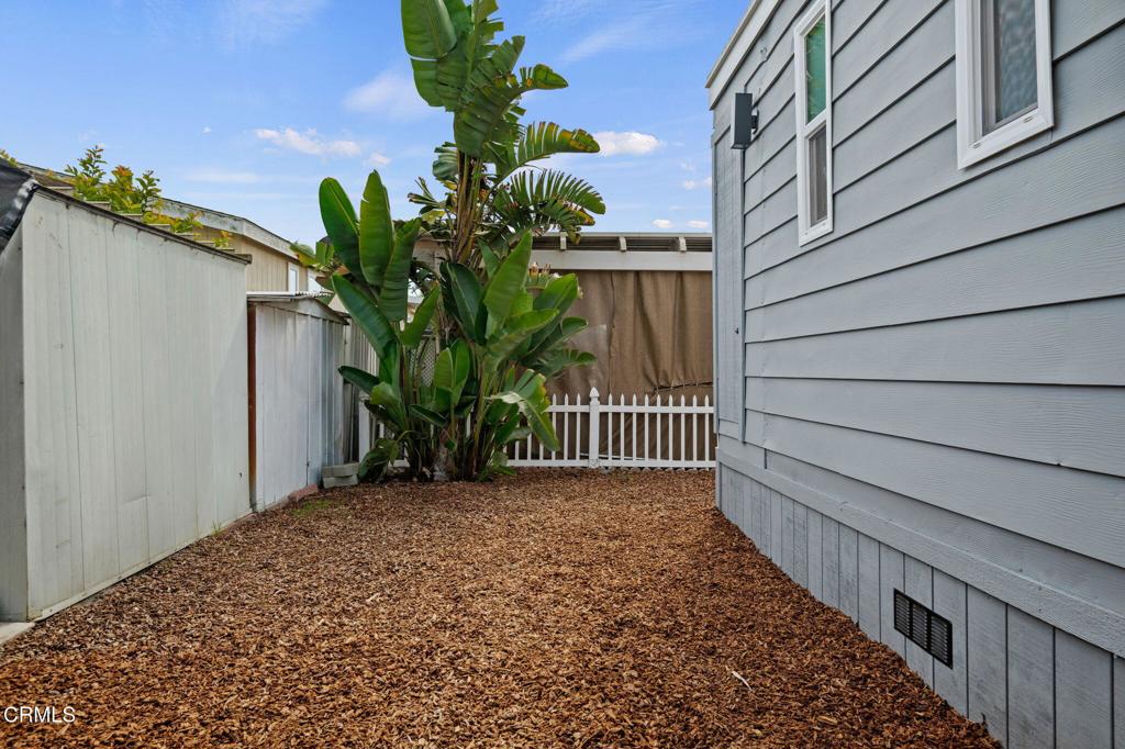 Lamplighter MHP - 0451 - Manufactured In Park