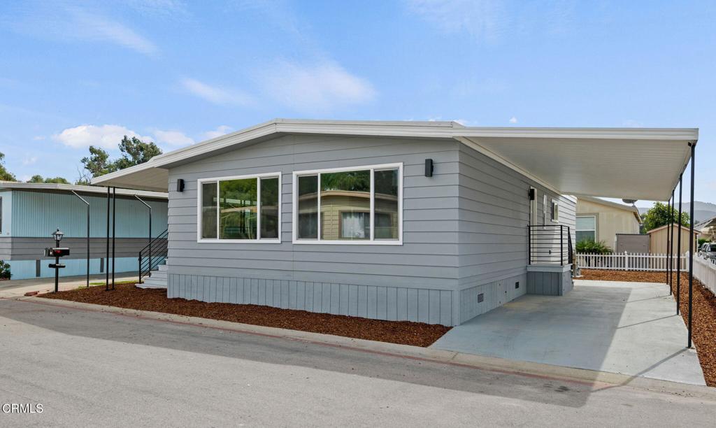 Lamplighter MHP - 0451 - Manufactured In Park