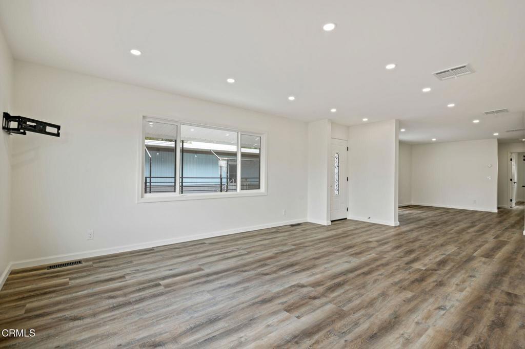 Lamplighter MHP - 0451 - Manufactured In Park