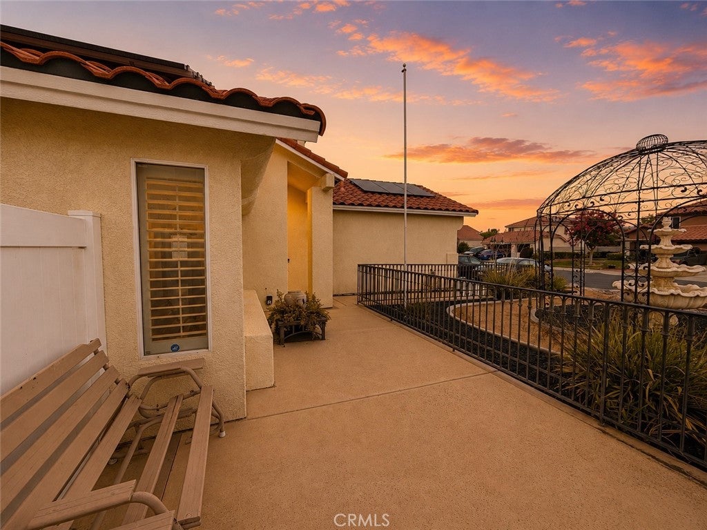 42806 Avenida Tigre