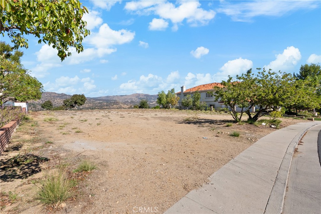 22451 S Summit Ridge Circle