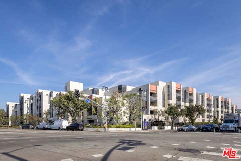 Photo of 222 S Central Avenue #315, Los Angeles, CA 90012 (MLS # 26851231)