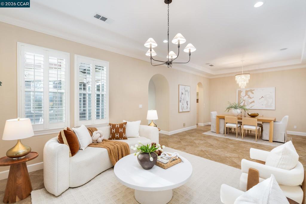 5058 5058 Holborn Way