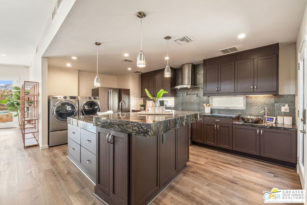 Tamarisk Heights - Residential