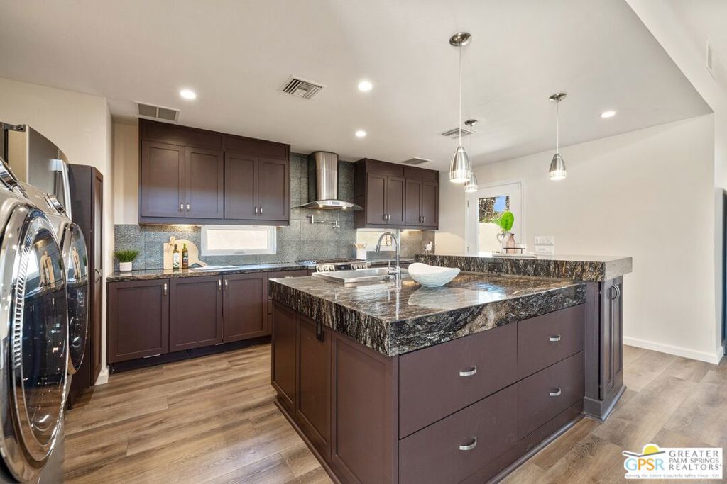Tamarisk Heights - Residential