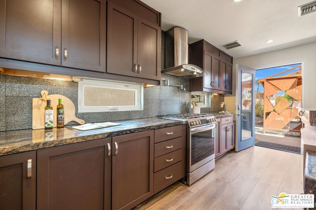 Tamarisk Heights - Residential