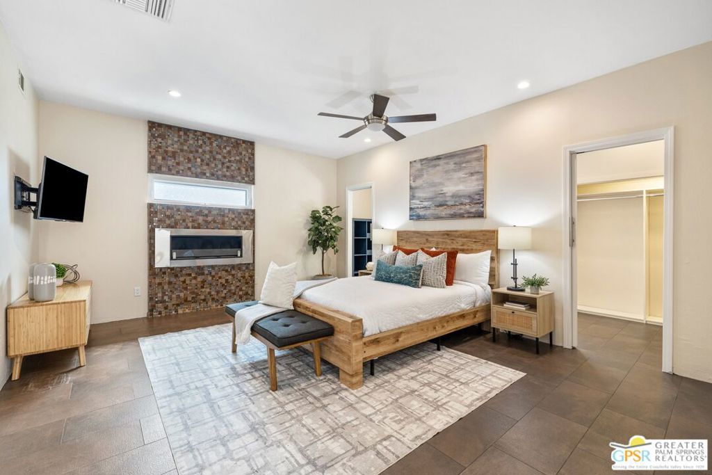 Tamarisk Heights - Residential