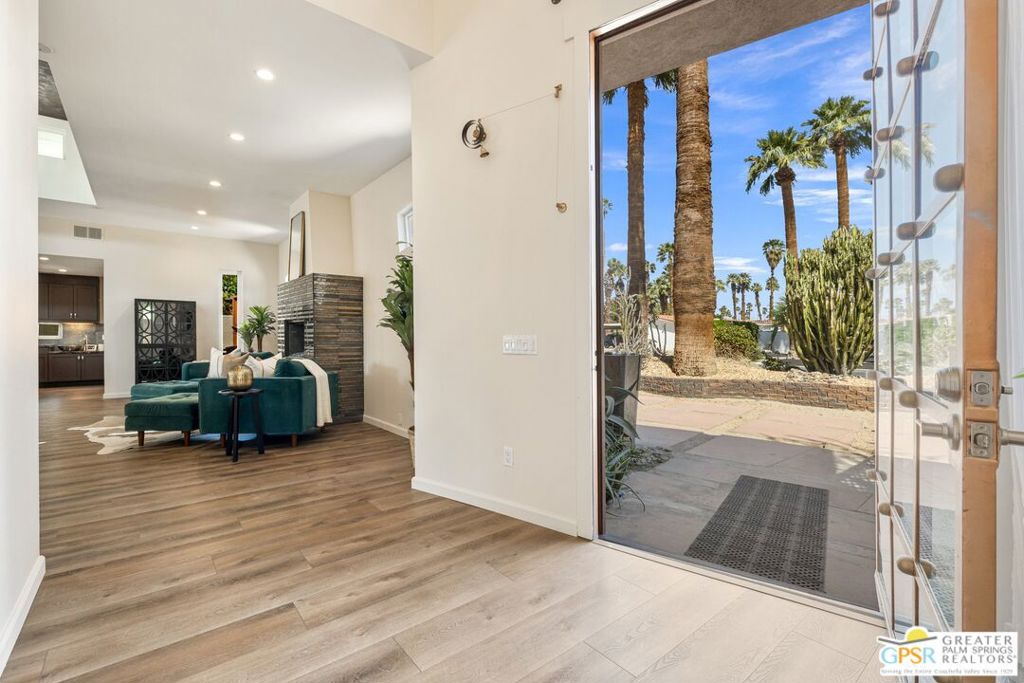 Tamarisk Heights - Residential