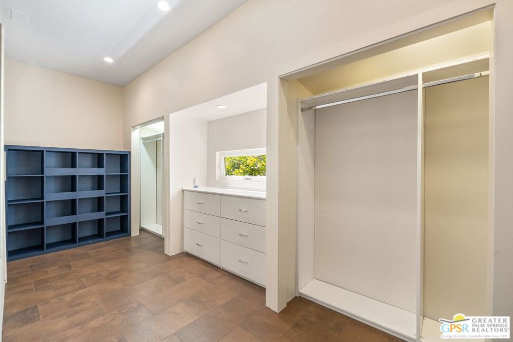 Tamarisk Heights - Residential