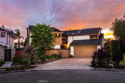Photo of 3902 Legend Circle, Huntington Beach, CA 92649 (MLS # OC26035052)