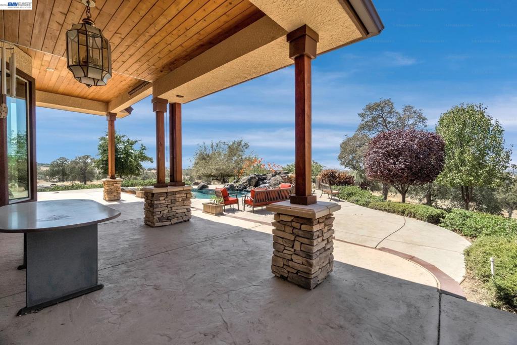 Properties 4 34310 Barn Owl Rd