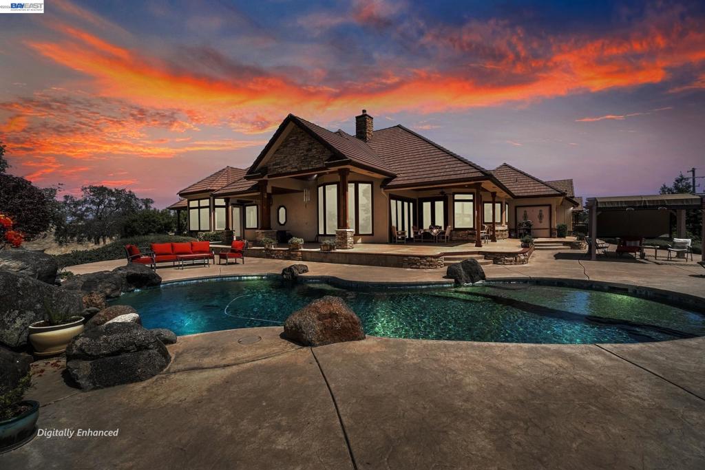 34310 Barn Owl Rd