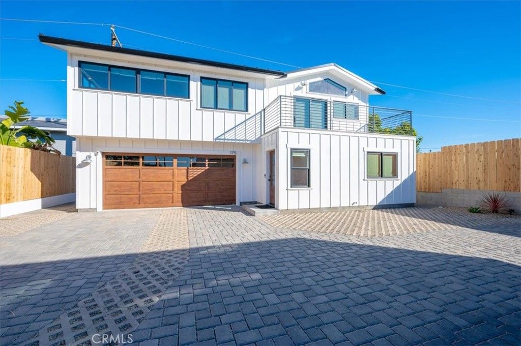 Photo of 175 Saratoga Avenue, Grover Beach, CA 93433 (MLS # PI26021935)