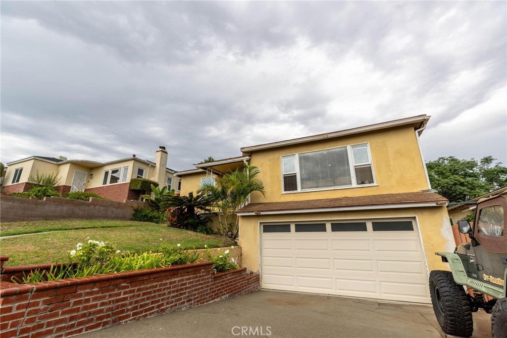 4427 W 60th ST, Los Angeles CA 90043