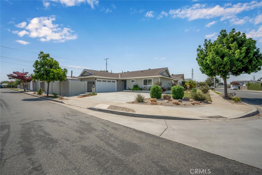 6444 Ward Way