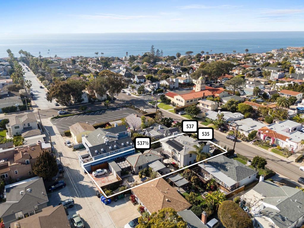 535 537 1/2 Fern Glen