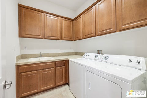 Tiny photo for 1586 Sienna Court, Palm Springs, CA 92262 (MLS # 26867883PS)