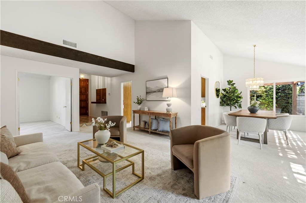 25033 Avenida Balita