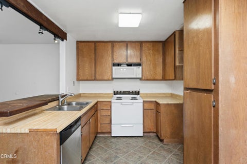 Tiny photo for 1300 Saratoga Avenue #301, Ventura, CA 93003 (MLS # V1-39104)