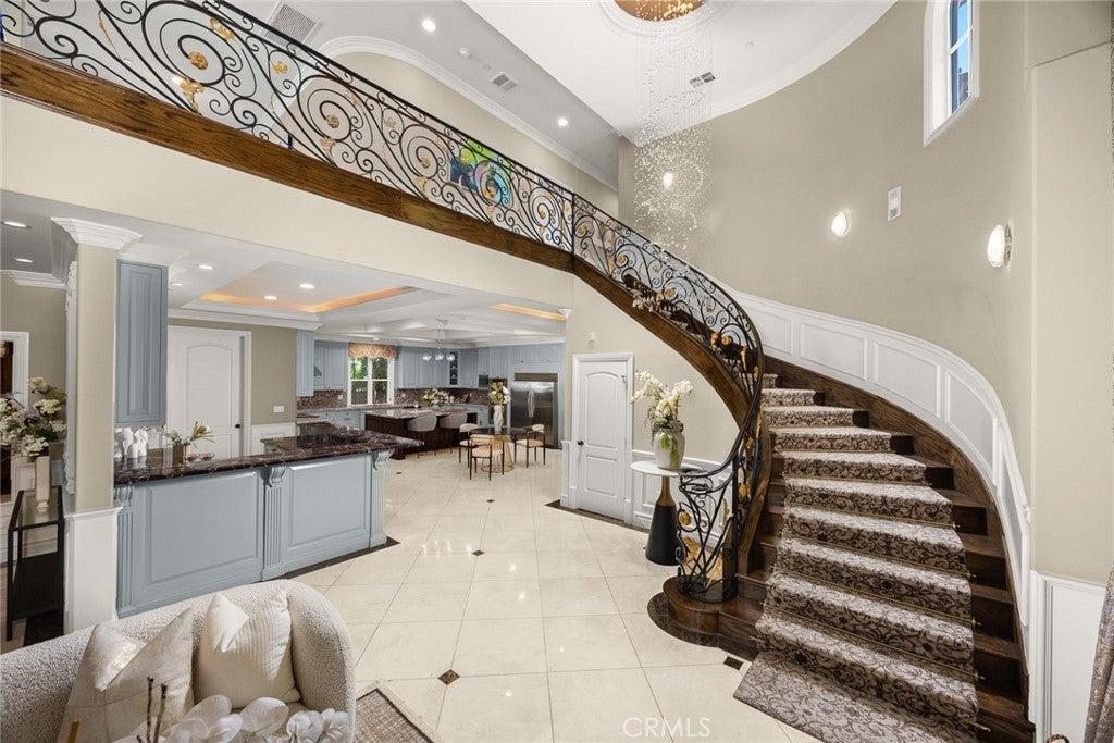 Arcadia, California, 91007, United States, 5 Bedrooms Bedrooms, ,5 BathroomsBathrooms,Residential,Active,2041380