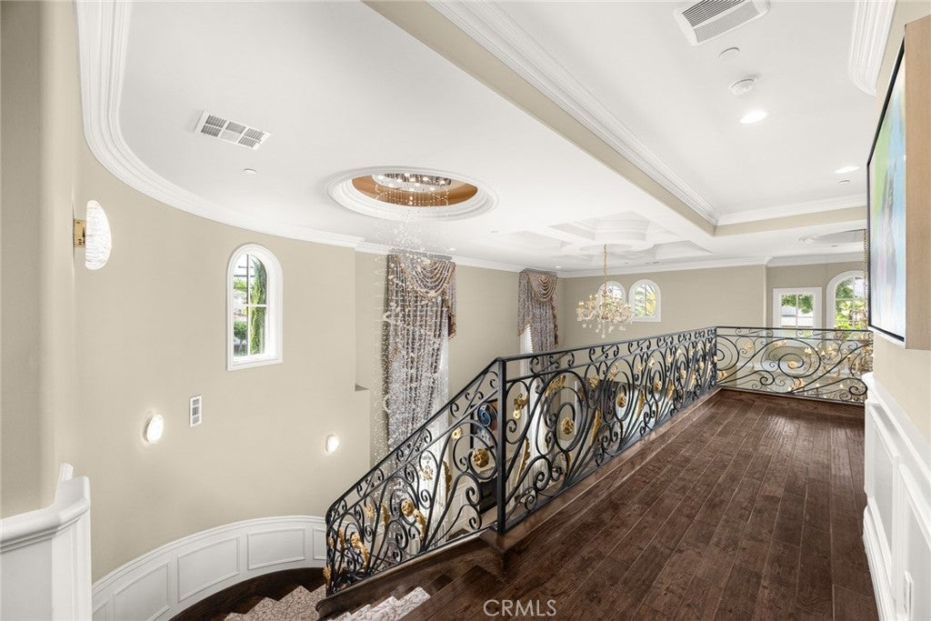 Arcadia, California, 91007, United States, 5 Bedrooms Bedrooms, ,5 BathroomsBathrooms,Residential,Active,2041380