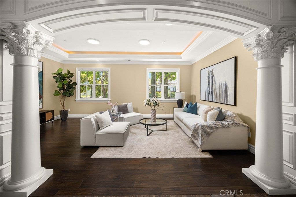 Arcadia, California, 91007, United States, 5 Bedrooms Bedrooms, ,5 BathroomsBathrooms,Residential,Active,2041380
