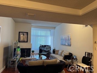 7800 Topanga Canyon Boulevard 323
