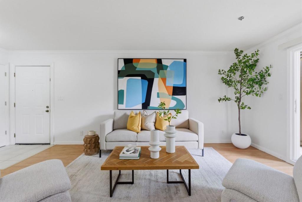 1020 San Gabriel Circle