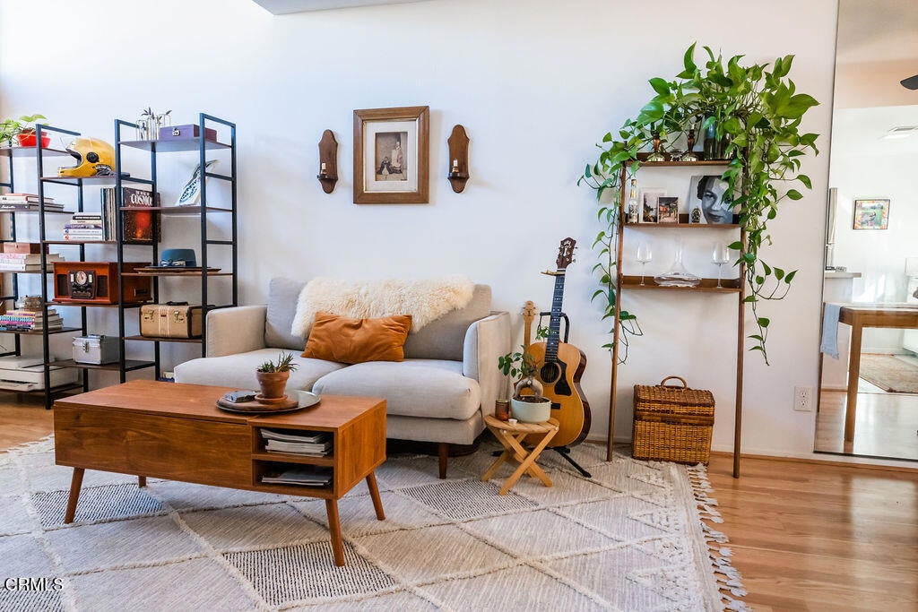 170 N Sierra Bonita Avenue 5, Pasadena CA 91106