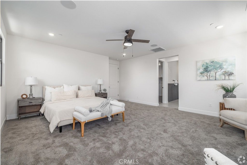 1029 N STALEY LANE Ln, Los Angeles CA 90042