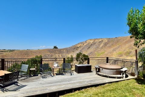 Tiny photo for 1924 Surrey Way, Paso Robles, CA 93446 (MLS # NS25149243)