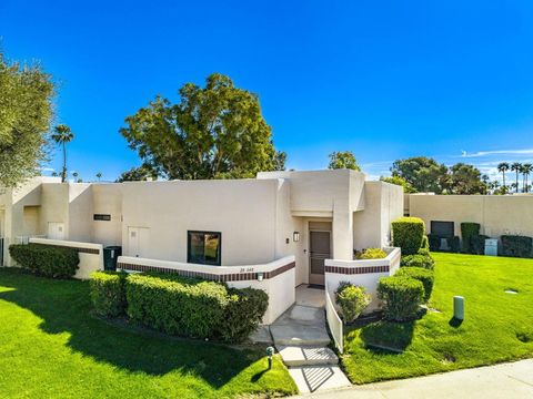 Photo of 28648 W Natoma Dr, Cathedral City, CA 92234 (MLS # 219143842DA)