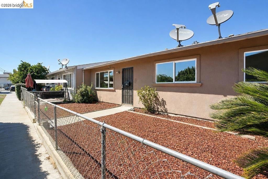 Photo of 240 Shirley St ST, Brentwood, CA 94513 (MLS # 41146221)