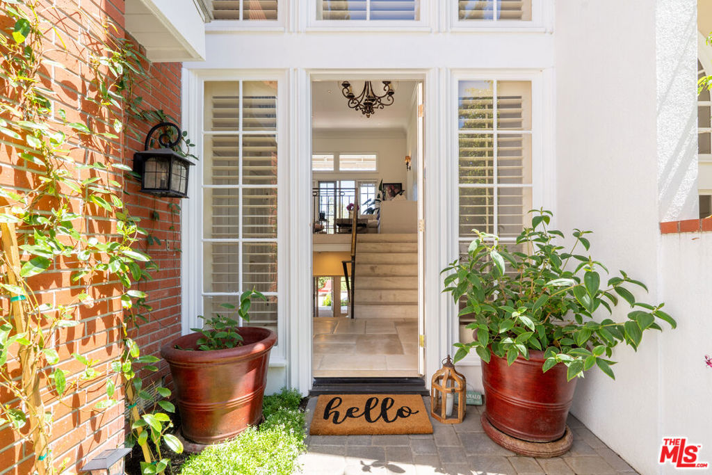 Properties 1 12555 The Vista