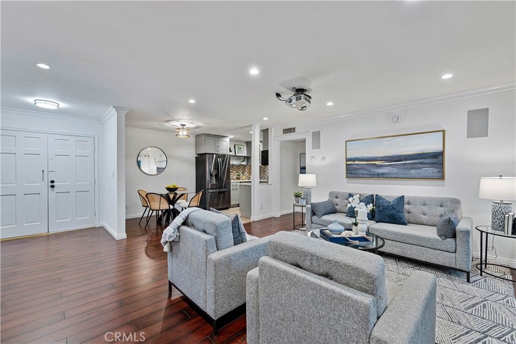 Photo of 5215 Balboa Boulevard #203, Encino, CA 91316 (MLS # SR26004745)