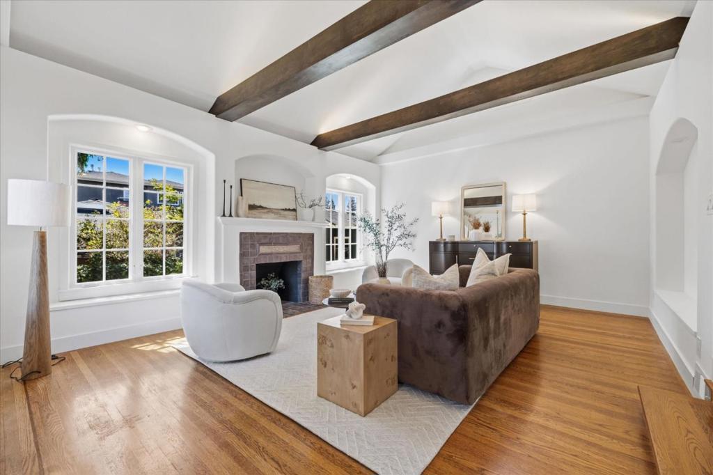 418 Ridge Road