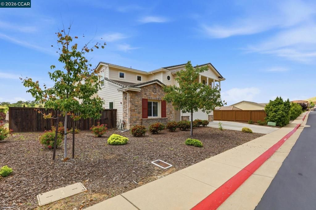 Photo of 8034 Jura Pl Pl, El Dorado Hills, CA 95762 (MLS # 41132980)