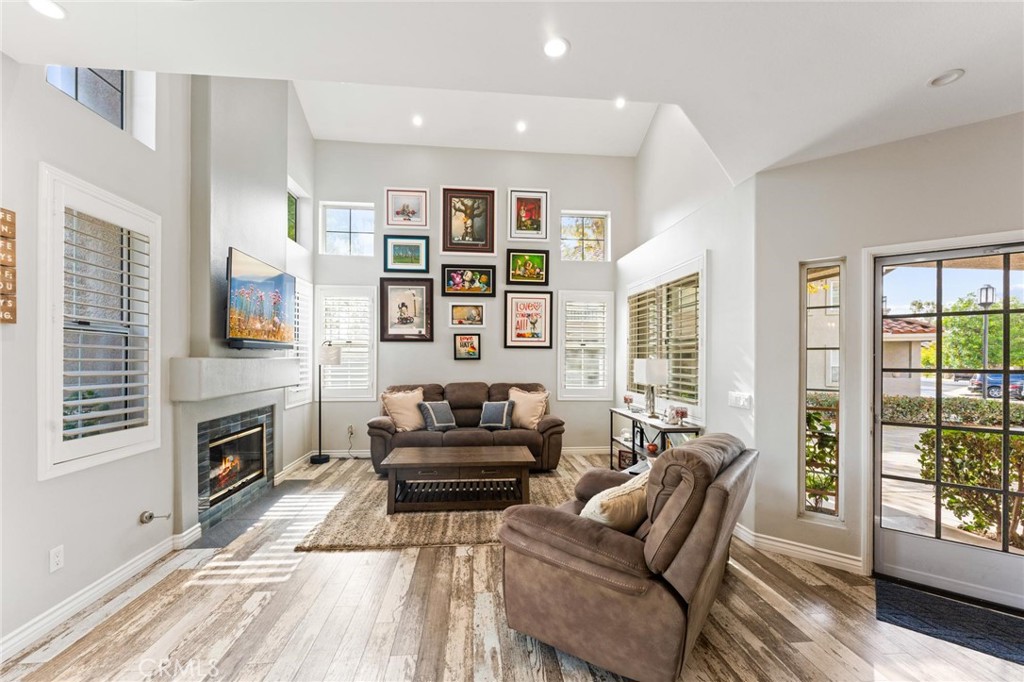 Sonoma Court (SCT) - Residential