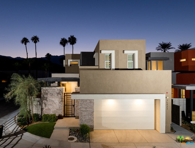 Palm Oasis - Residential