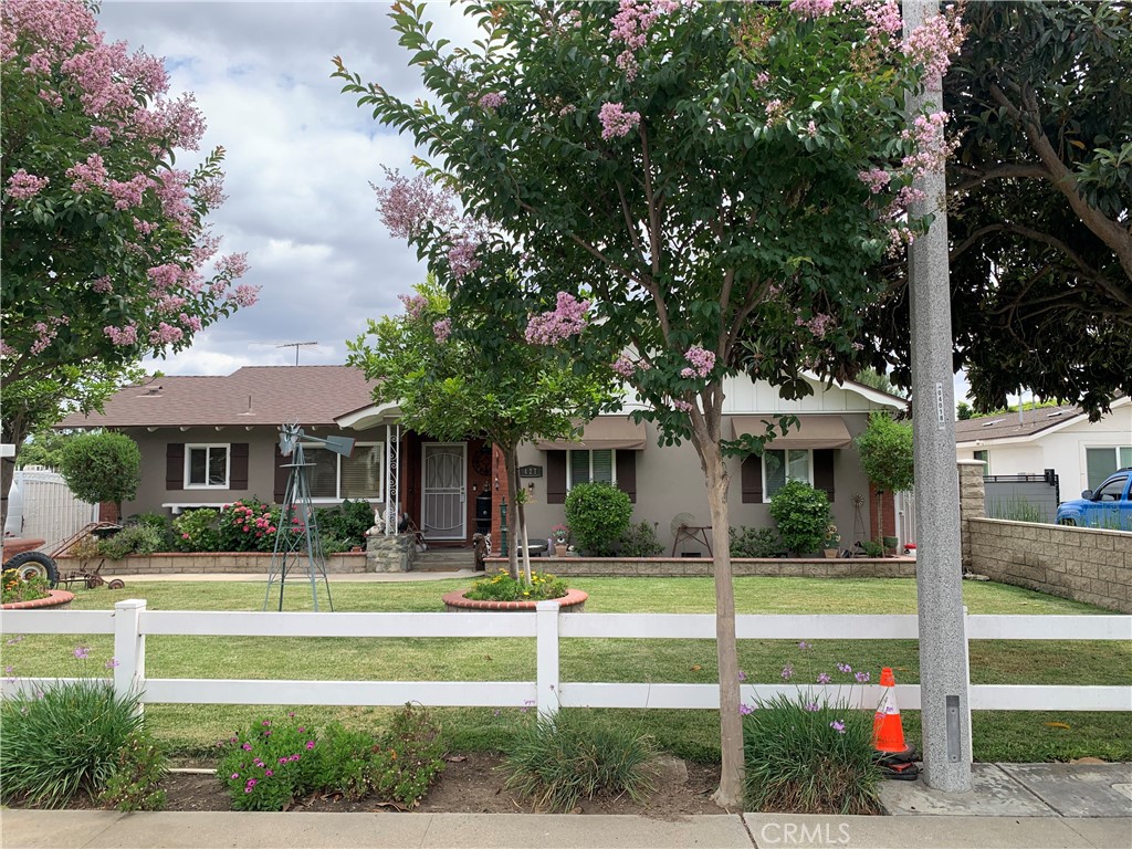 427 W Maple