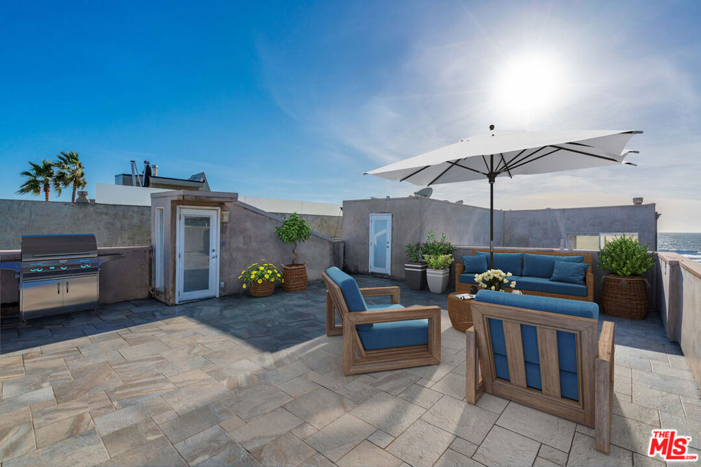 OCEAN STRAND - Residential Lease