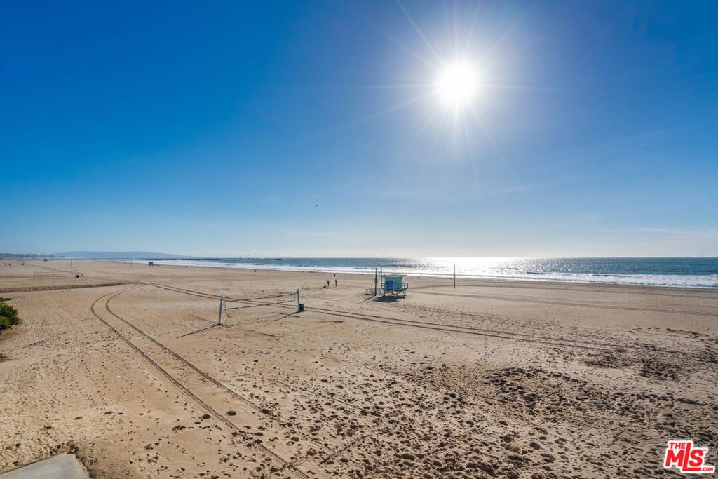 OCEAN STRAND - Residential Lease